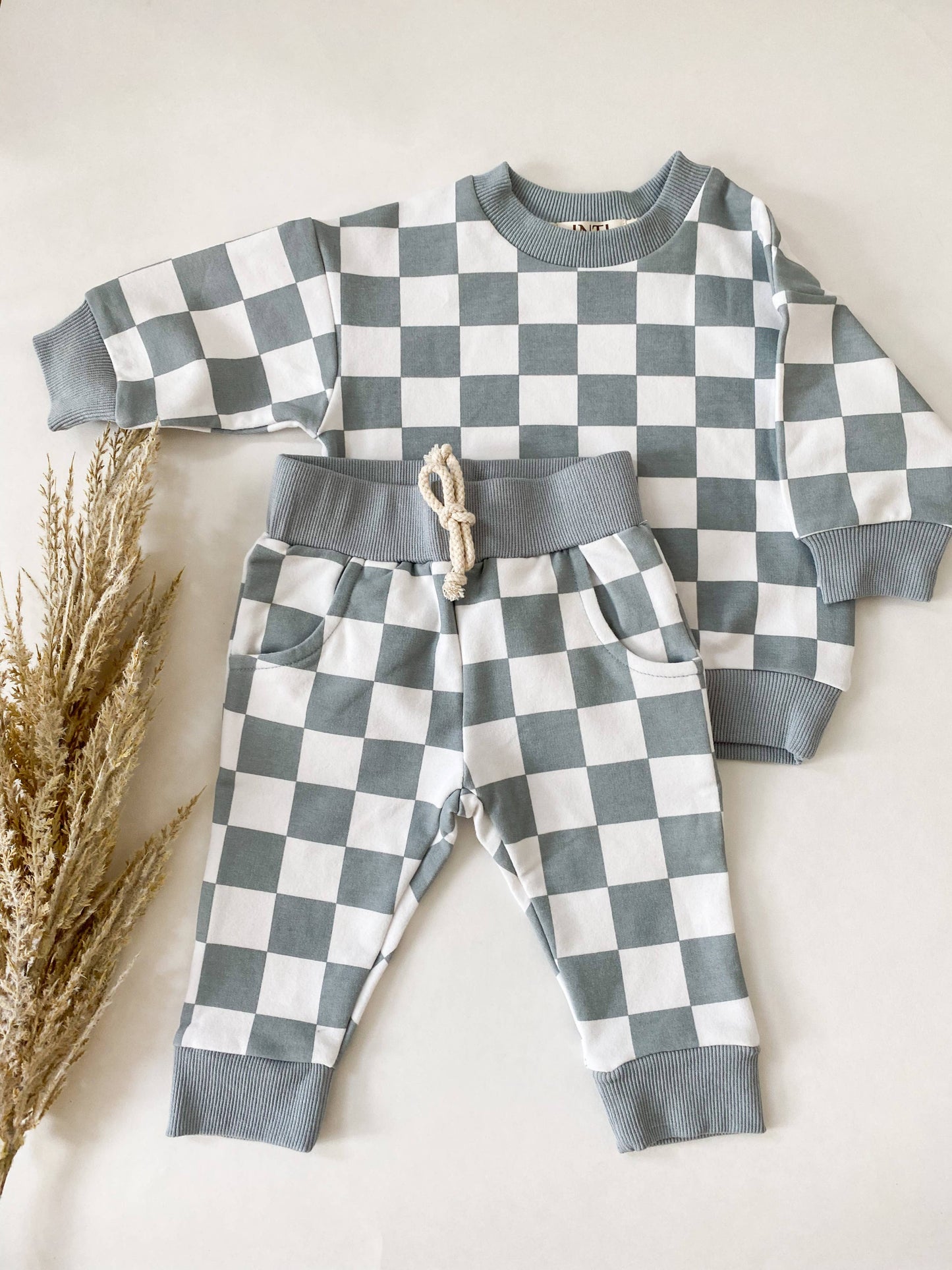 CHECKERED JOGGER SET